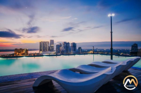 Hotel Serviced Condo Unique Infinity Pool with Mekong River View